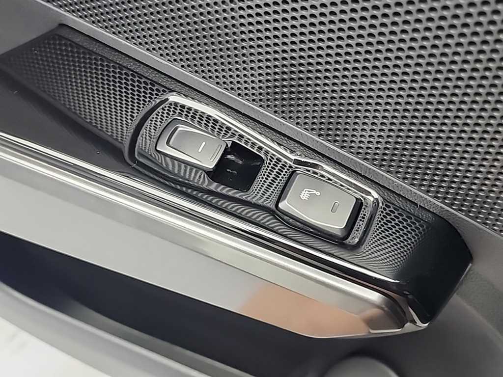 Ssangyong Tivoli 2020 Blanco - Importación desde Corea - HF Imports Iquique - Foto 15
