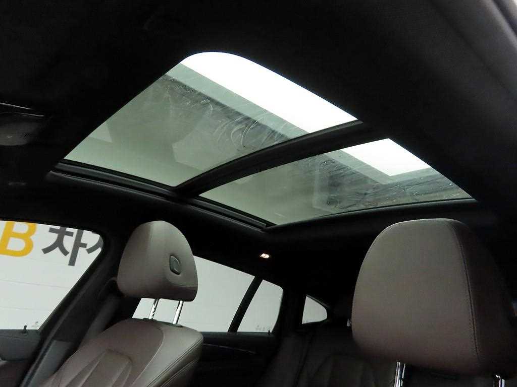 BMW X4 2021 Gris - Importación desde Corea - HF Imports Iquique - Foto 18