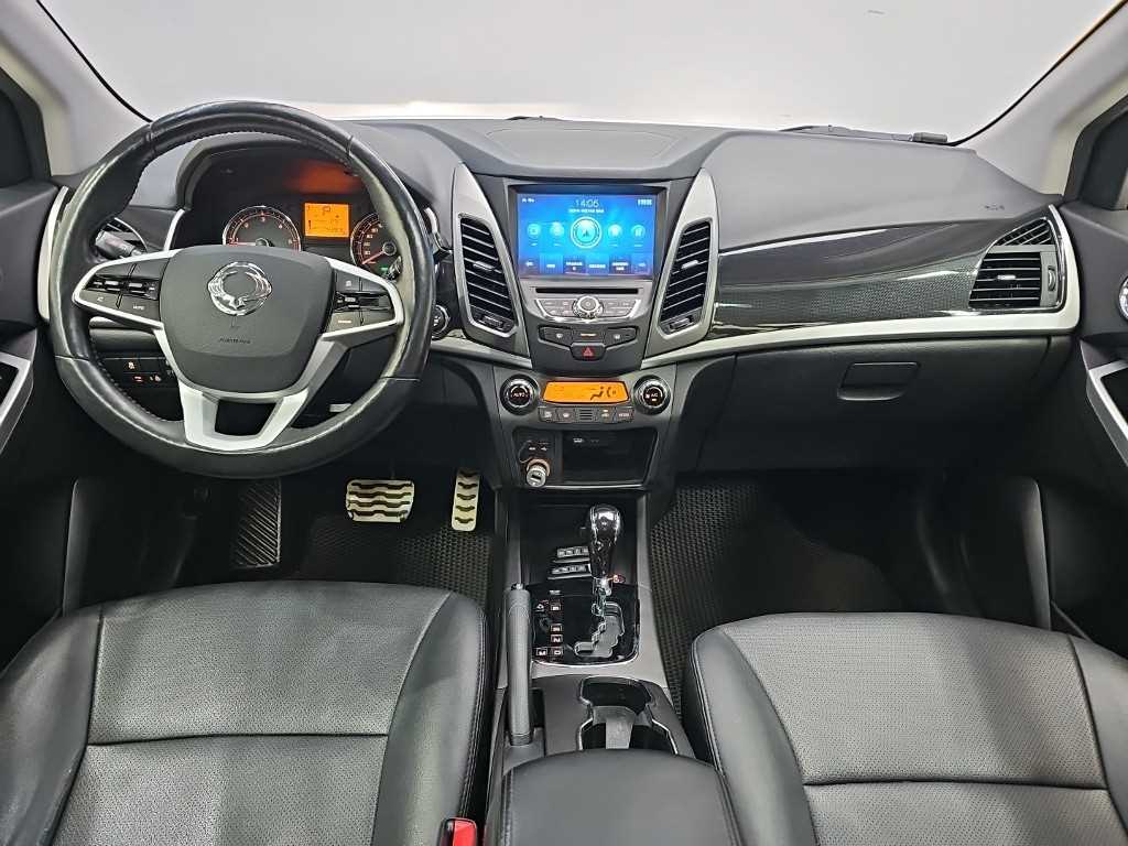 Ssangyong Korando - Vista 9