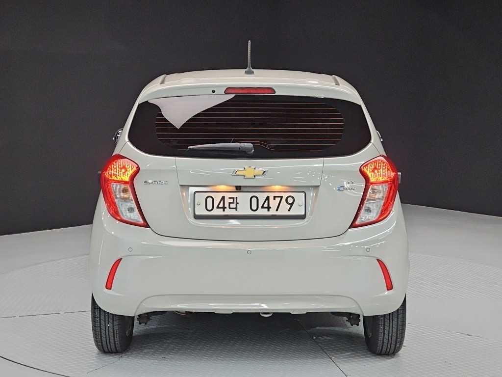 Chevrolet Spark - Vista 3