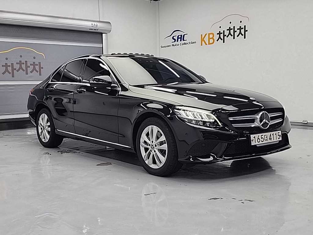 Mercedes Benz C Class - Vista 6