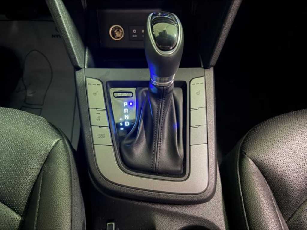 HYUNDAI Avante 2018 Blanco - Importación desde Corea - HF Imports Iquique - Foto 14