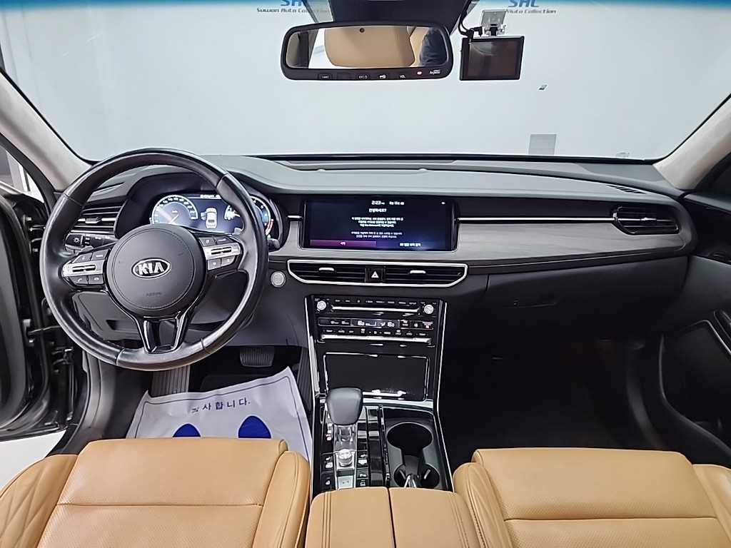 KIA K7 - Vista 9