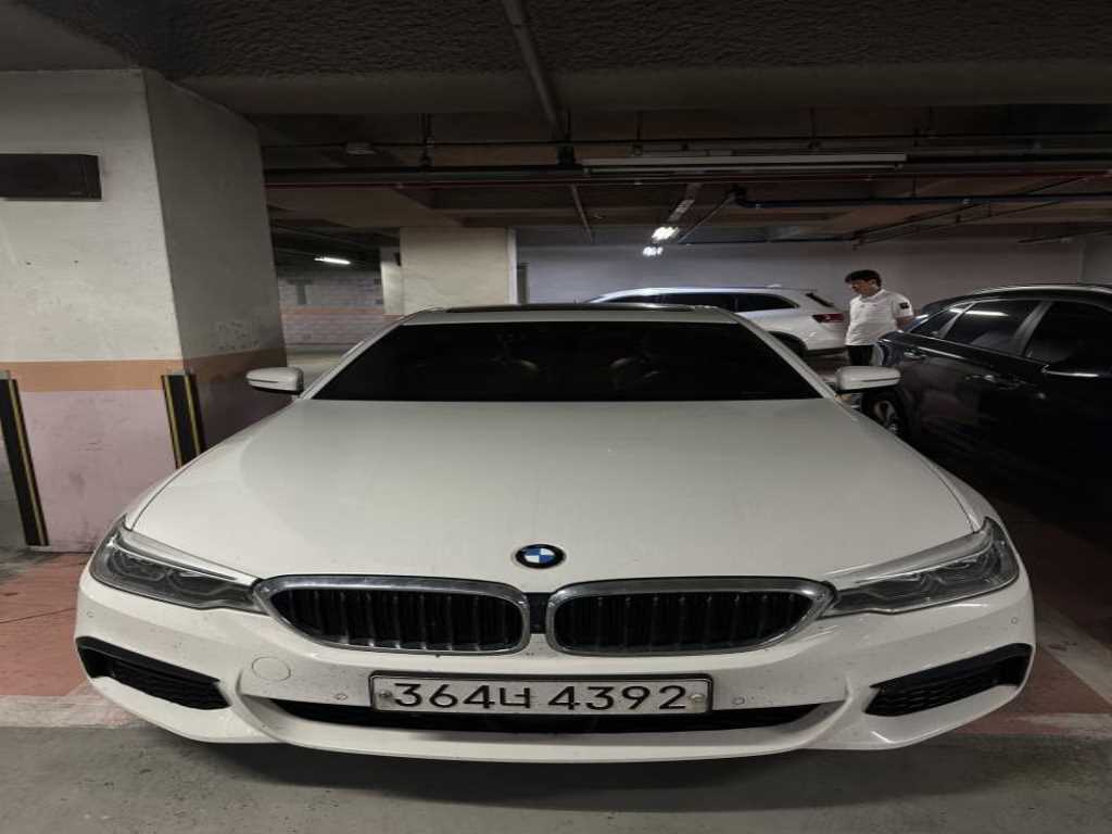 BMW 5 Series 2020 - Importación desde Corea - HF Imports Iquique - Foto 1