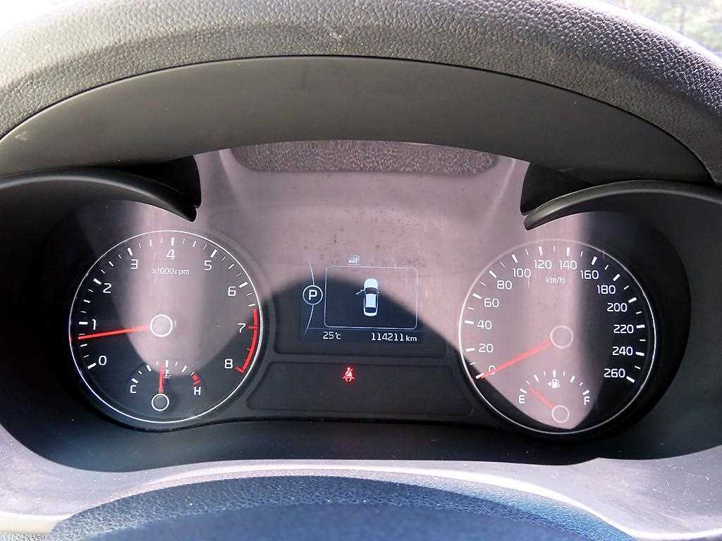 KIA K5 - Vista 11
