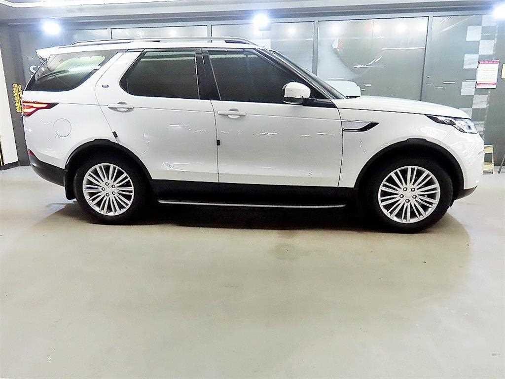 Land Rover Discovery - Vista 3