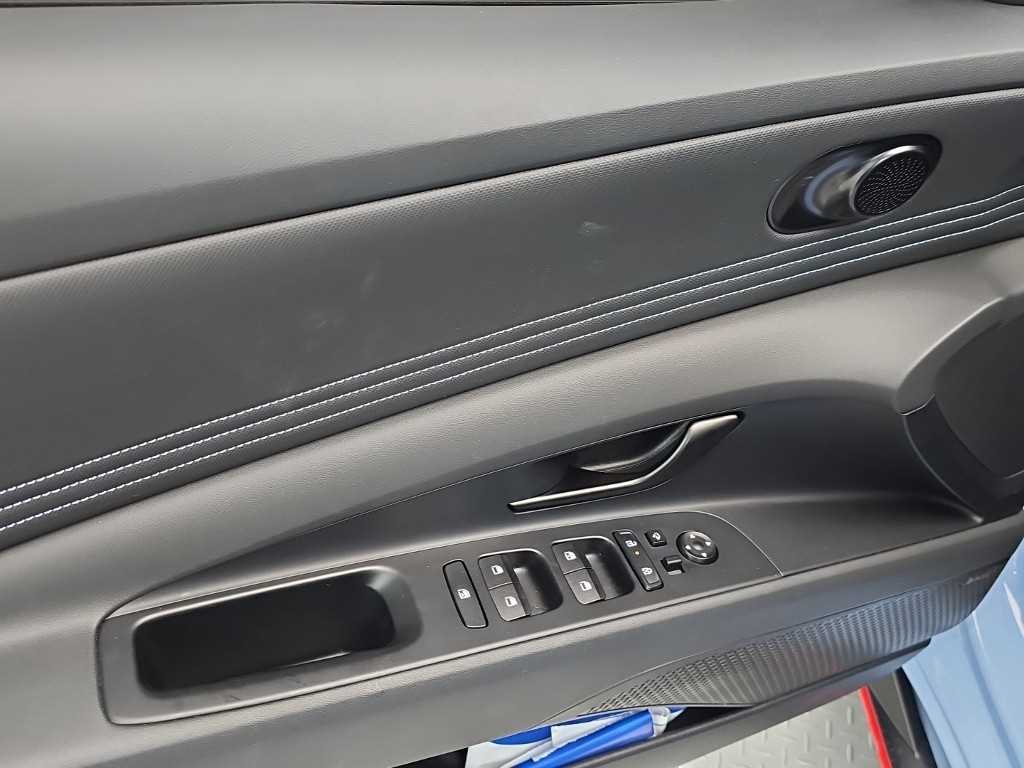 HYUNDAI Avante 2024 Azul - Importación desde Corea - HF Imports Iquique - Foto 17