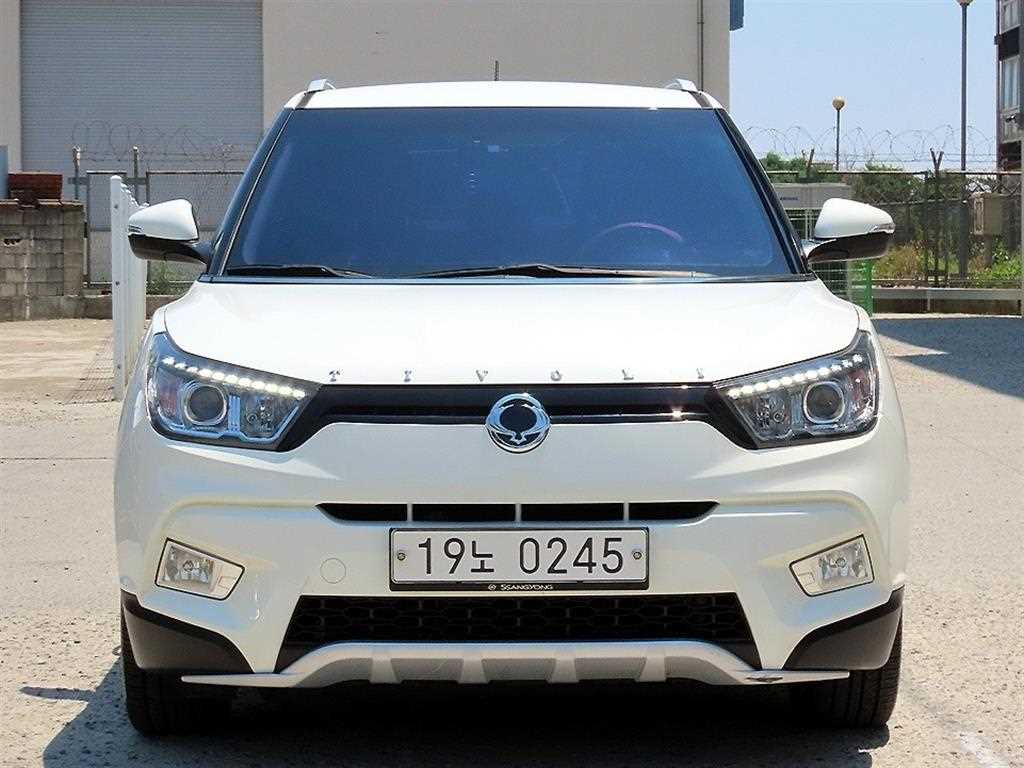 Ssangyong Tivoli 2016 - Importación desde Corea - HF Imports Iquique - Foto 1