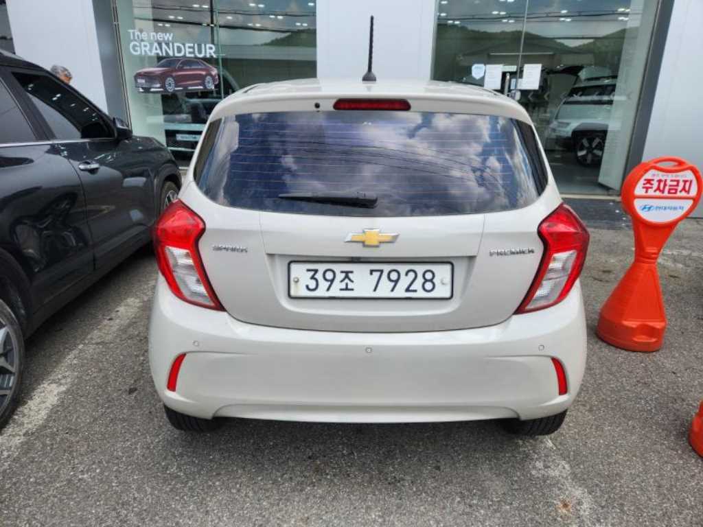 Chevrolet Spark - Vista 3