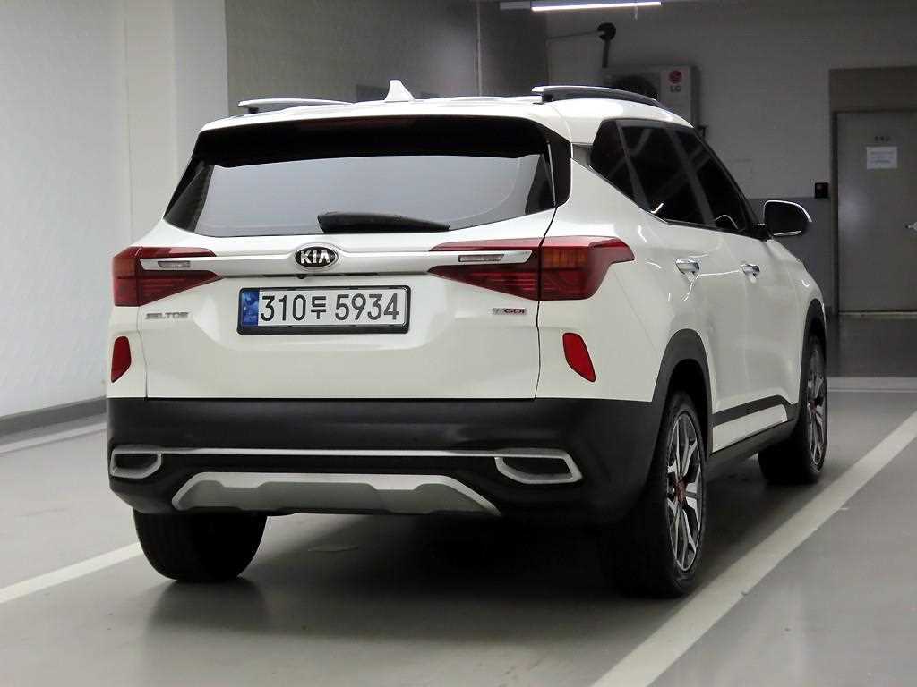 KIA Seltos - Vista 6