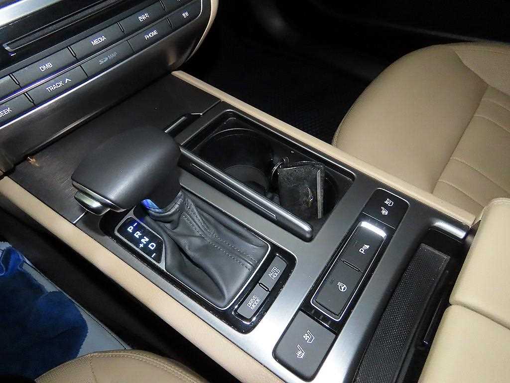 HYUNDAI Genesis 2016 Gris - Importación desde Corea - HF Imports Iquique - Foto 14