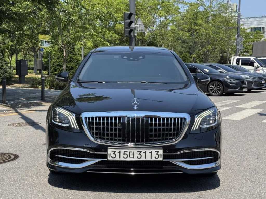 Mercedes Benz S Class - Vista 3