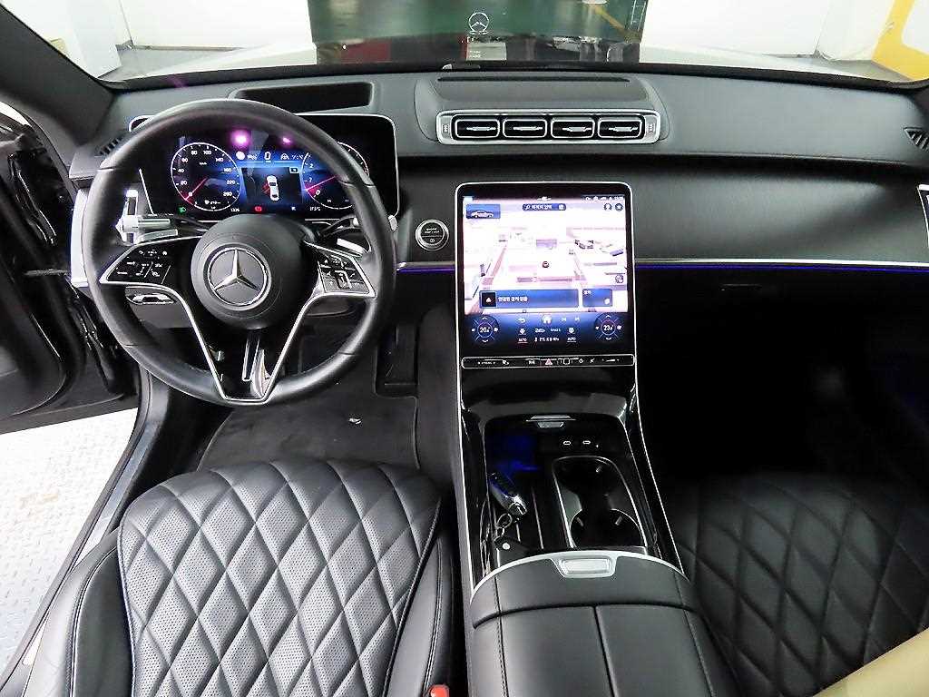Mercedes Benz S Class - Vista 9