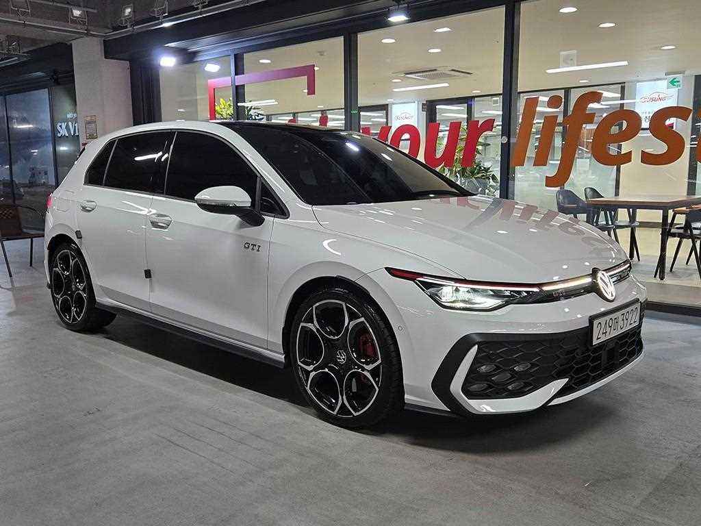 Volkswagen Golf 2025 Blanco - Importación desde Corea - HF Imports Iquique - Foto 1