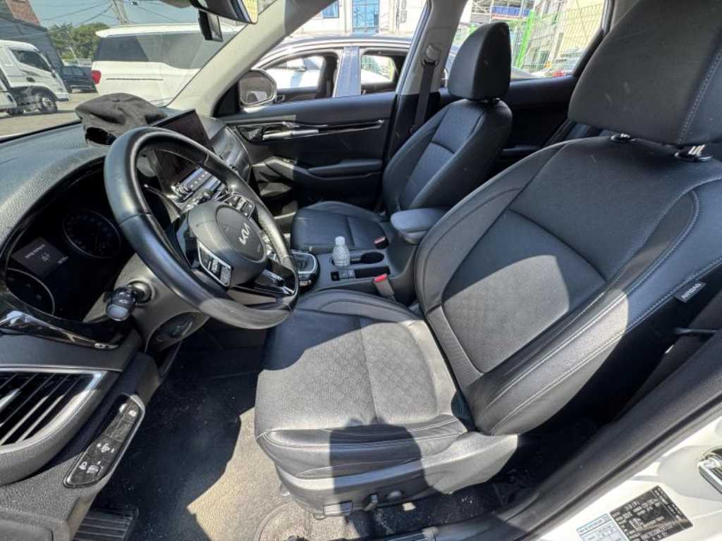 KIA Seltos 2021 Blanco - Importación desde Corea - HF Imports Iquique - Foto 14