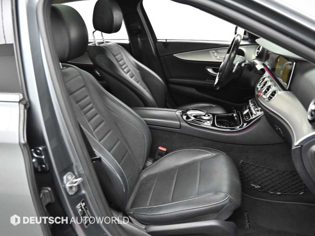 Mercedes Benz E class - Vista 12