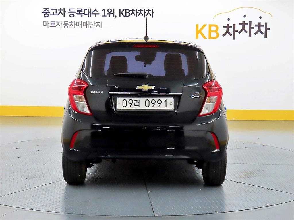 Chevrolet Spark - Vista 3