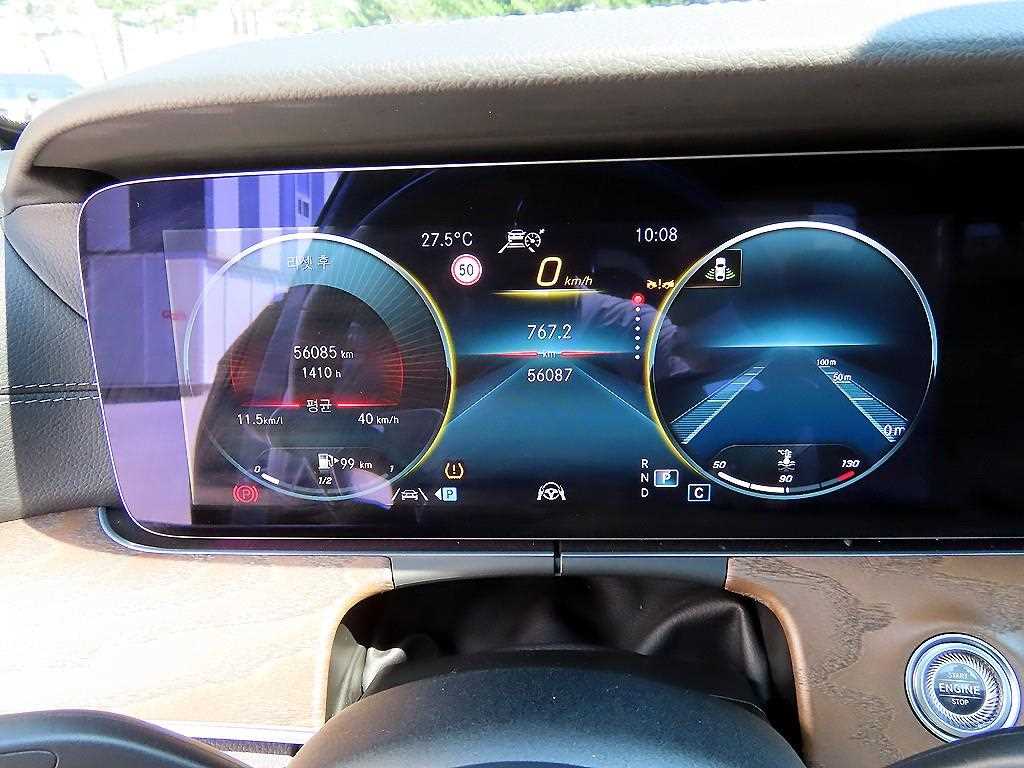 Mercedes Benz E class - Vista 11