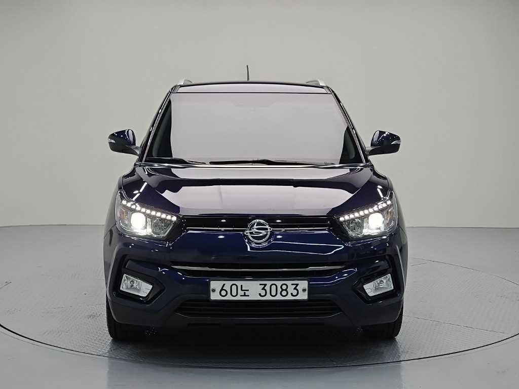 Ssangyong Tivoli - Vista 2