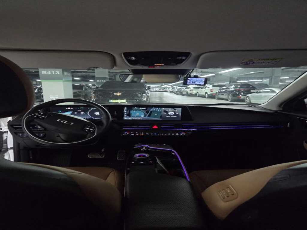 KIA EV6 - Vista 8