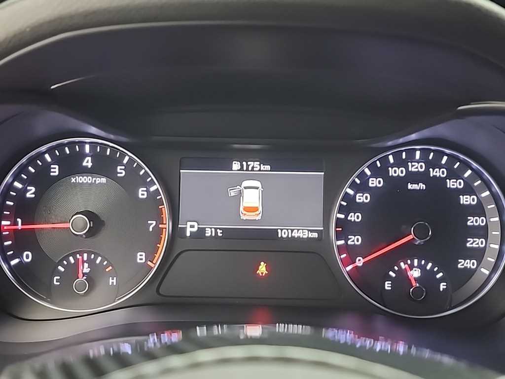 KIA K3 - Vista 9