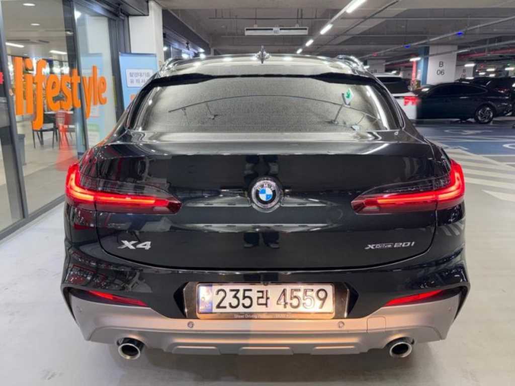 BMW X4 - Vista 5