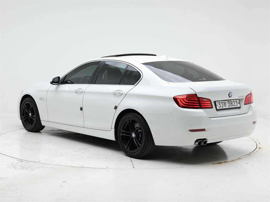 BMW 5 Series - Vista 6