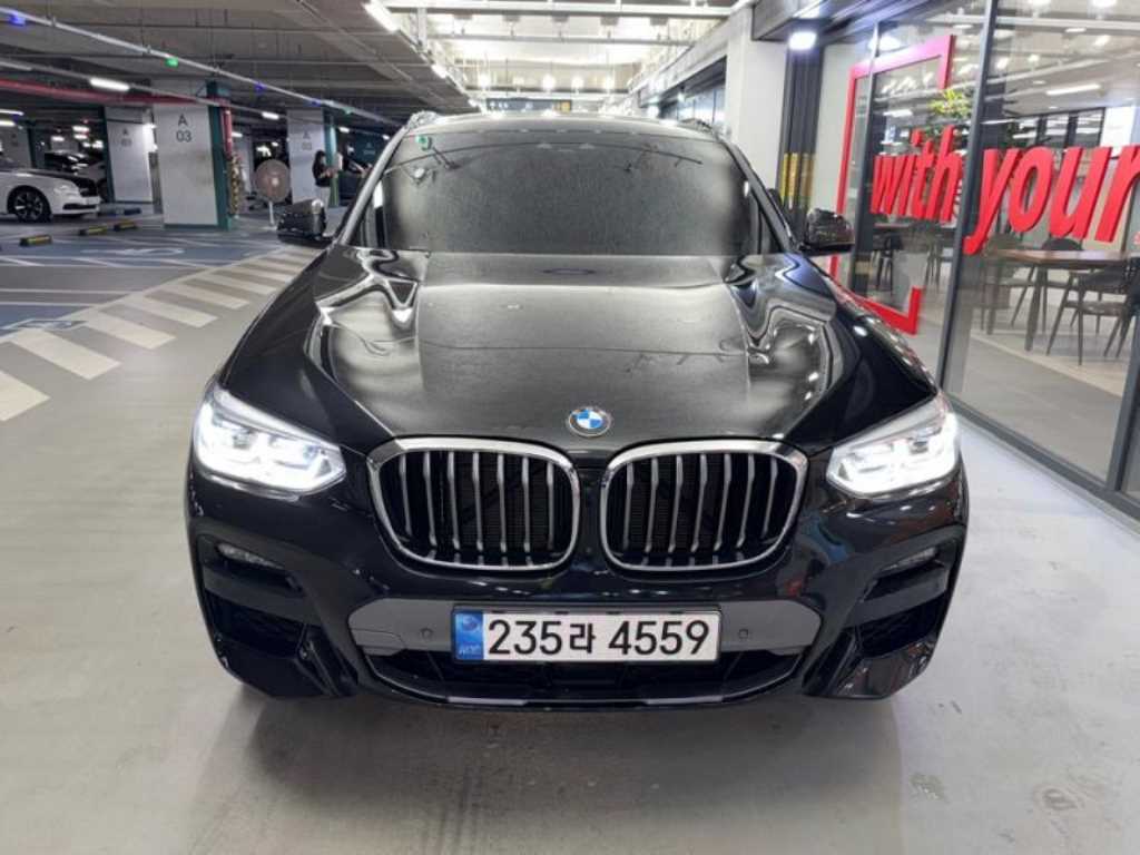 BMW X4 2021 Negro - Importación desde Corea - HF Imports Iquique - Foto 1