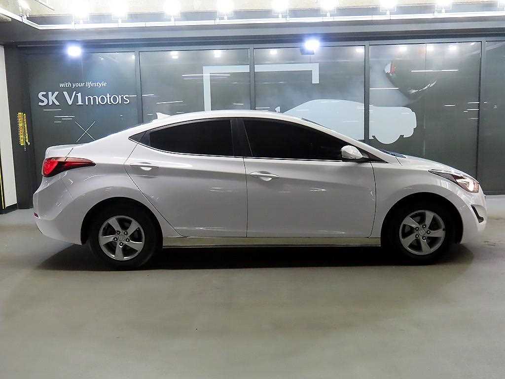 HYUNDAI Avante 2014 Blanco - Importación desde Corea - HF Imports Iquique - Foto 19