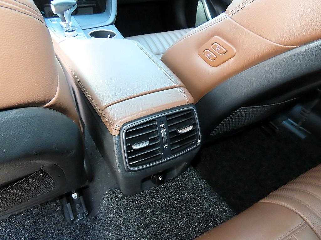 Genesis G70 2018 Blanco - Importación desde Corea - HF Imports Iquique - Foto 20