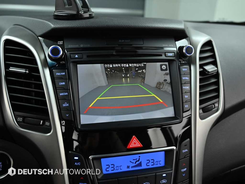 HYUNDAI i30 2015 Blanco - Importación desde Corea - HF Imports Iquique - Foto 17