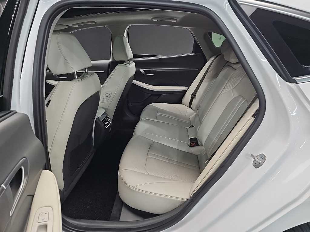 HYUNDAI Sonata 2025 Blanco - Importación desde Corea - HF Imports Iquique - Foto 14