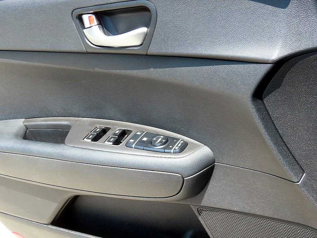 KIA K5 2018 Plateado - Importación desde Corea - HF Imports Iquique - Foto 13