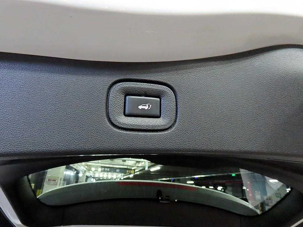 SAMSUNG QM6 2019 Blanco - Importación desde Corea - HF Imports Iquique - Foto 18