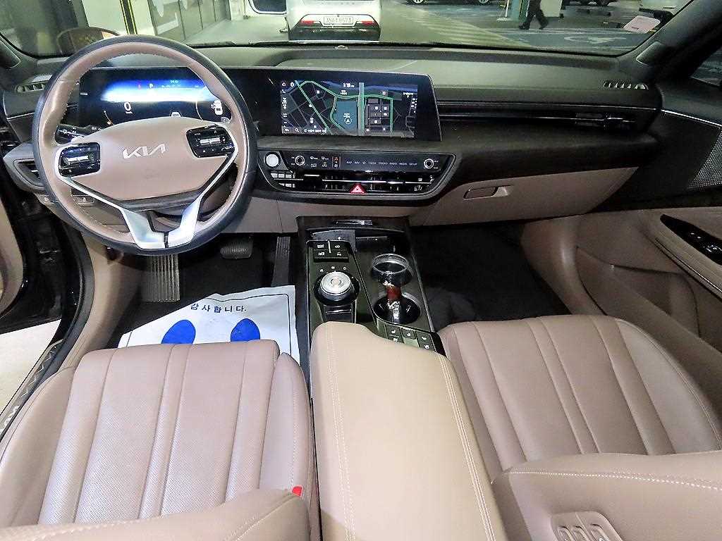 KIA K8 - Vista 12