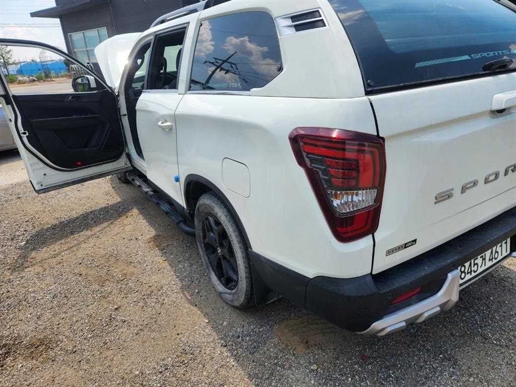 Ssangyong Rexton - Vista 10