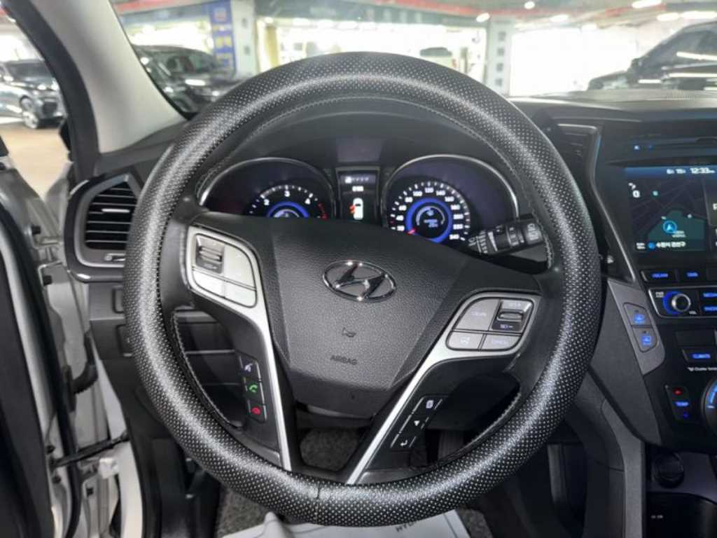 HYUNDAI Santa Fe - Vista 10