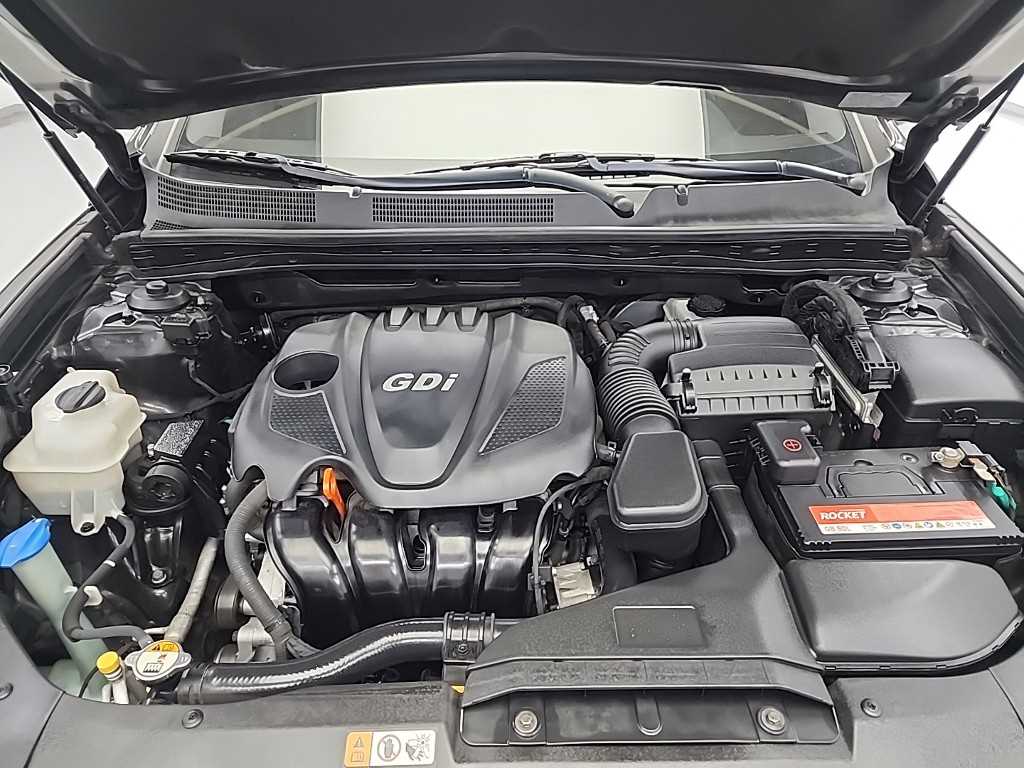 HYUNDAI Grandeur - Vista 7