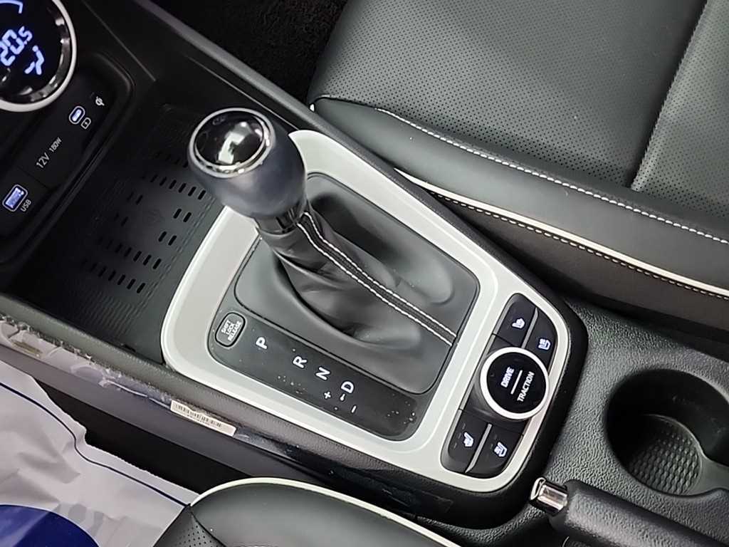 HYUNDAI Venue - Vista 10