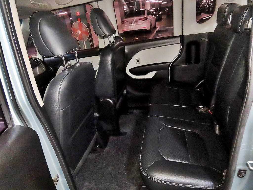 KIA Ray - Vista 9