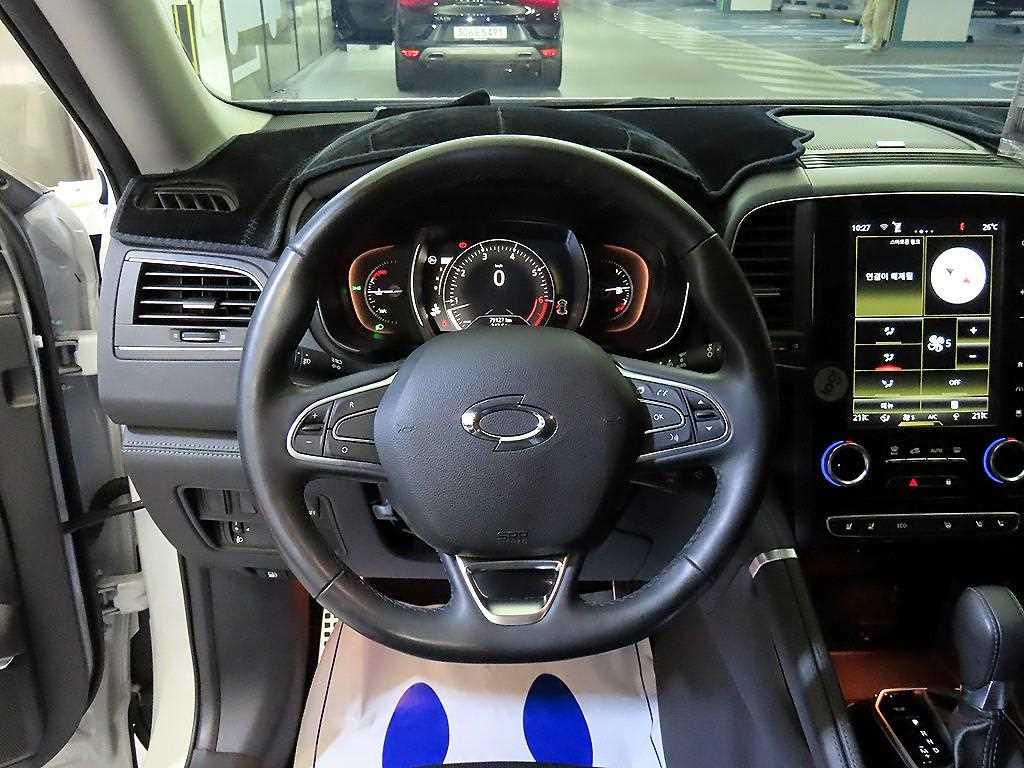SAMSUNG QM6 - Vista 10