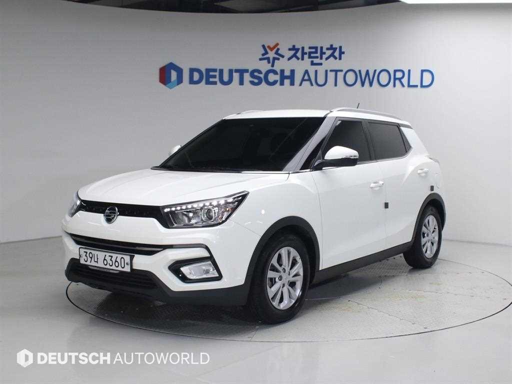 Ssangyong Tivoli 2019 Blanco - Importación desde Corea - HF Imports Iquique - Foto 1