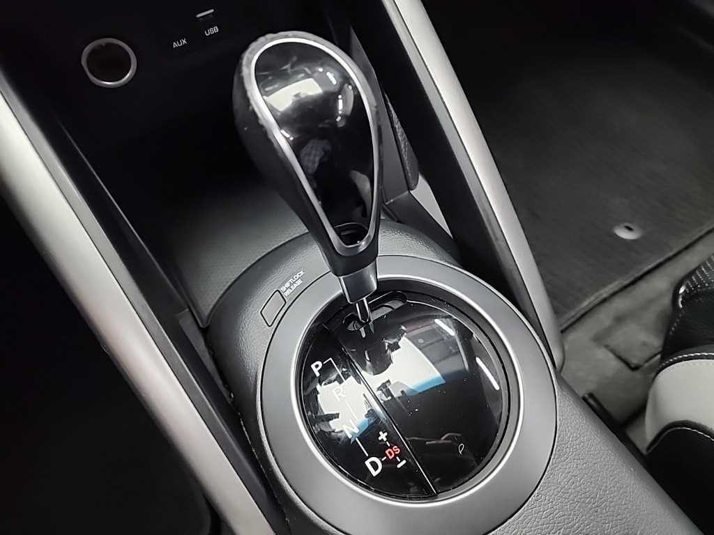 HYUNDAI Veloster - Vista 10