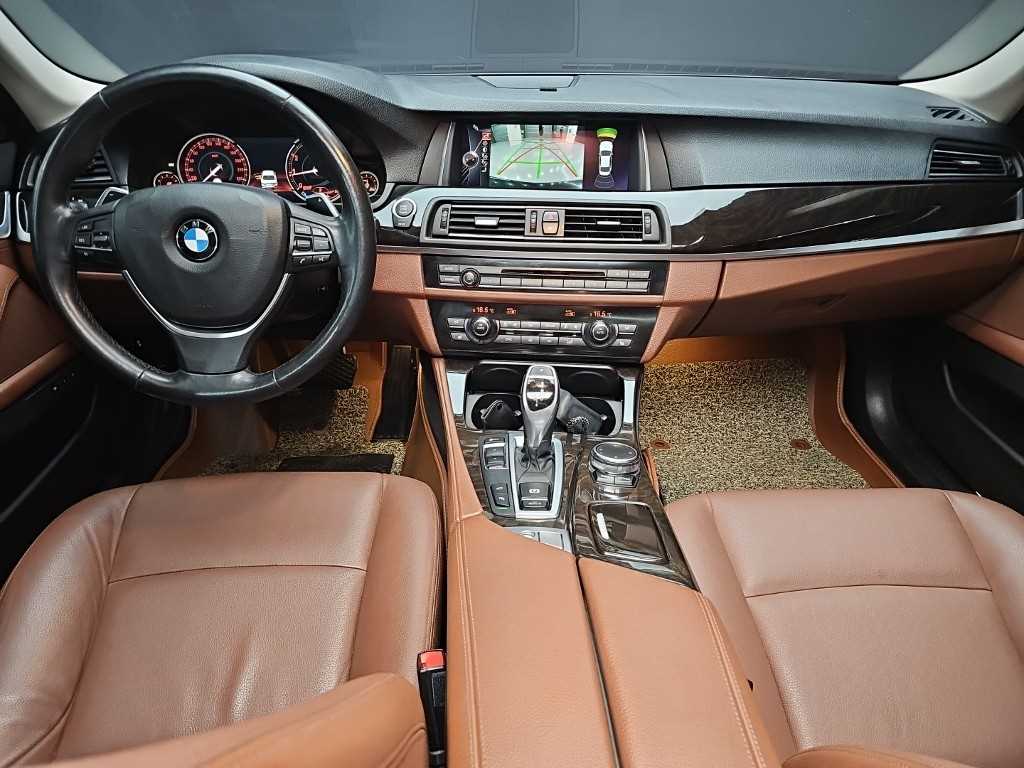 BMW 5 Series - Vista 9