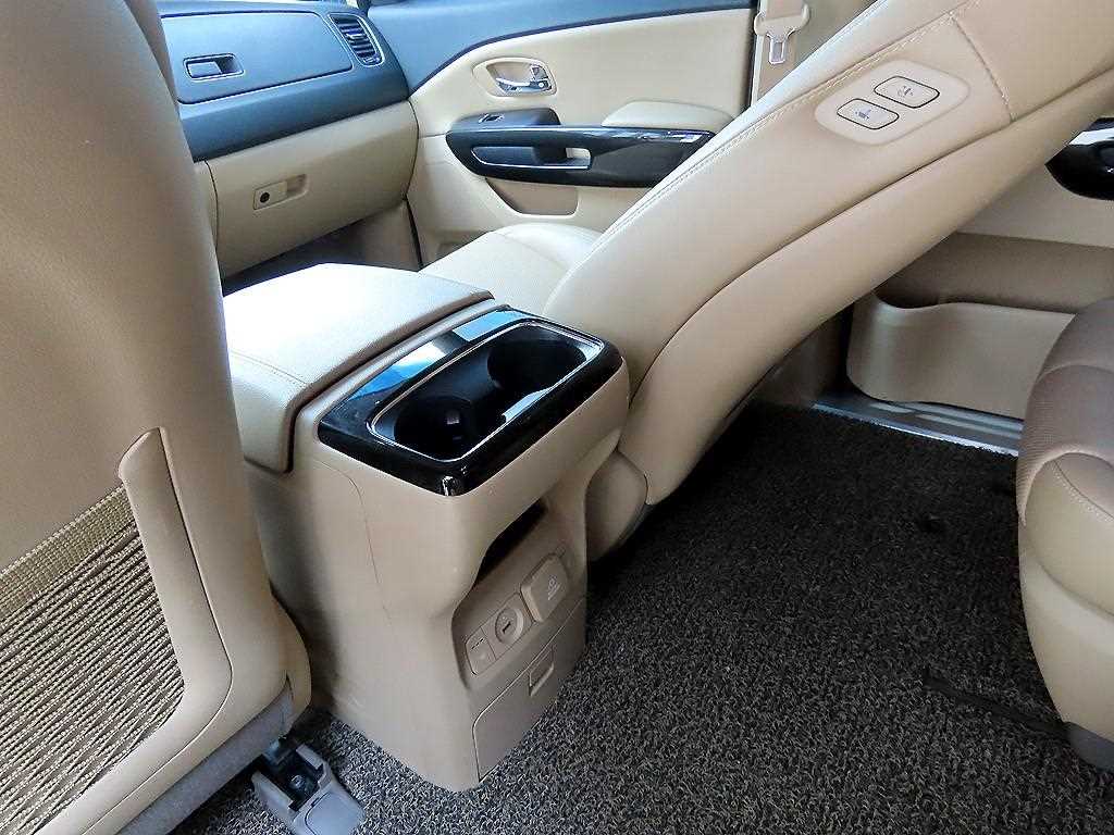 KIA Carnival 2016 - Importación desde Corea - HF Imports Iquique - Foto 17