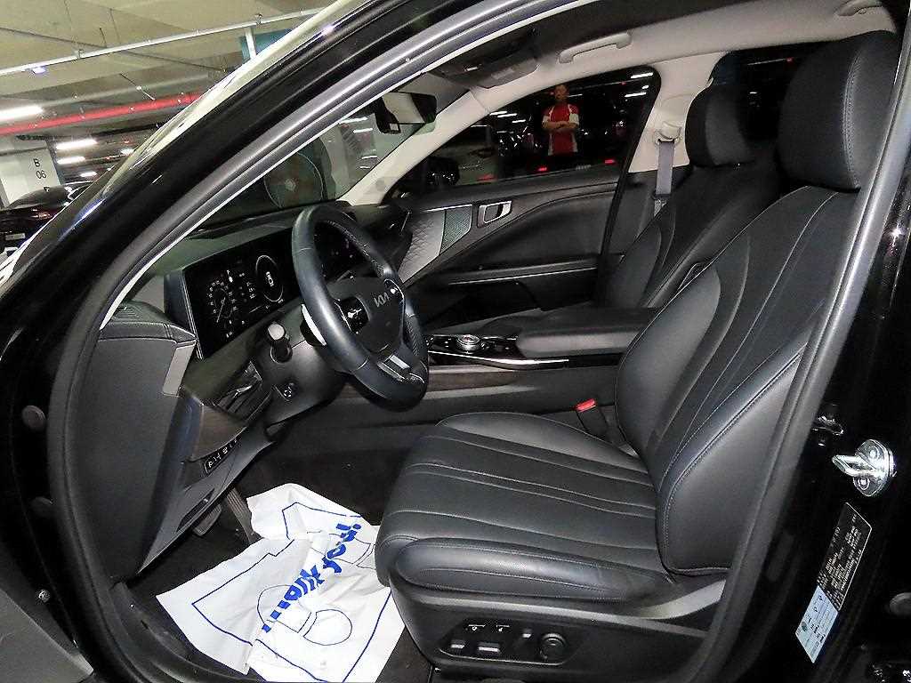 KIA K8 - Vista 8