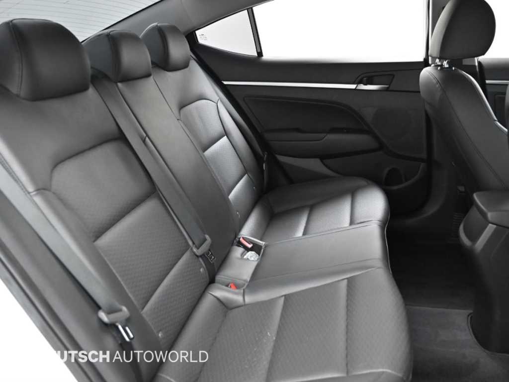 HYUNDAI Avante 2019 Blanco - Importación desde Corea - HF Imports Iquique - Foto 14