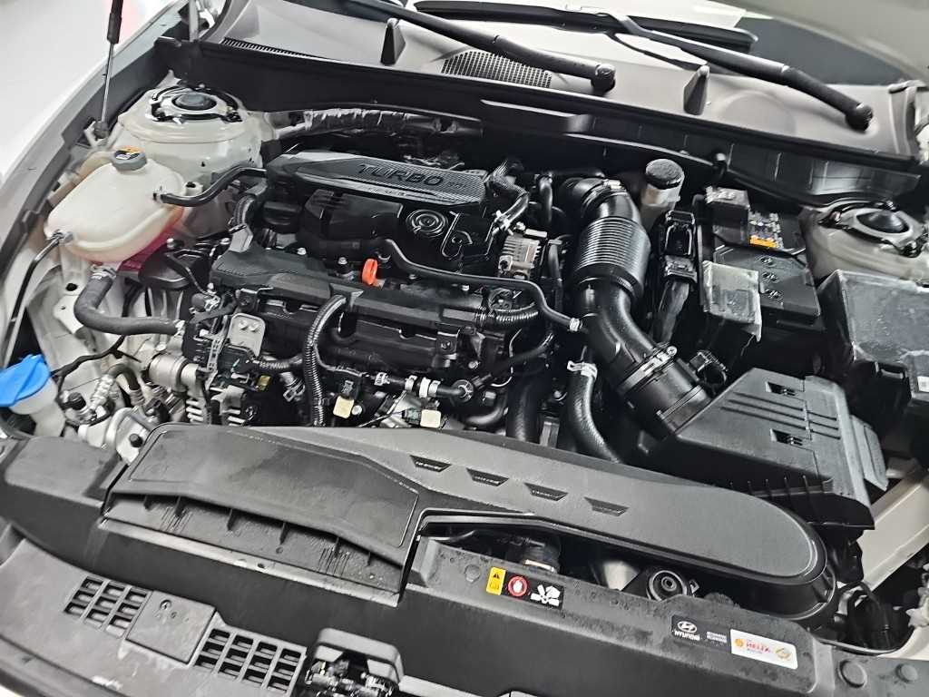 HYUNDAI Sonata - Vista 7