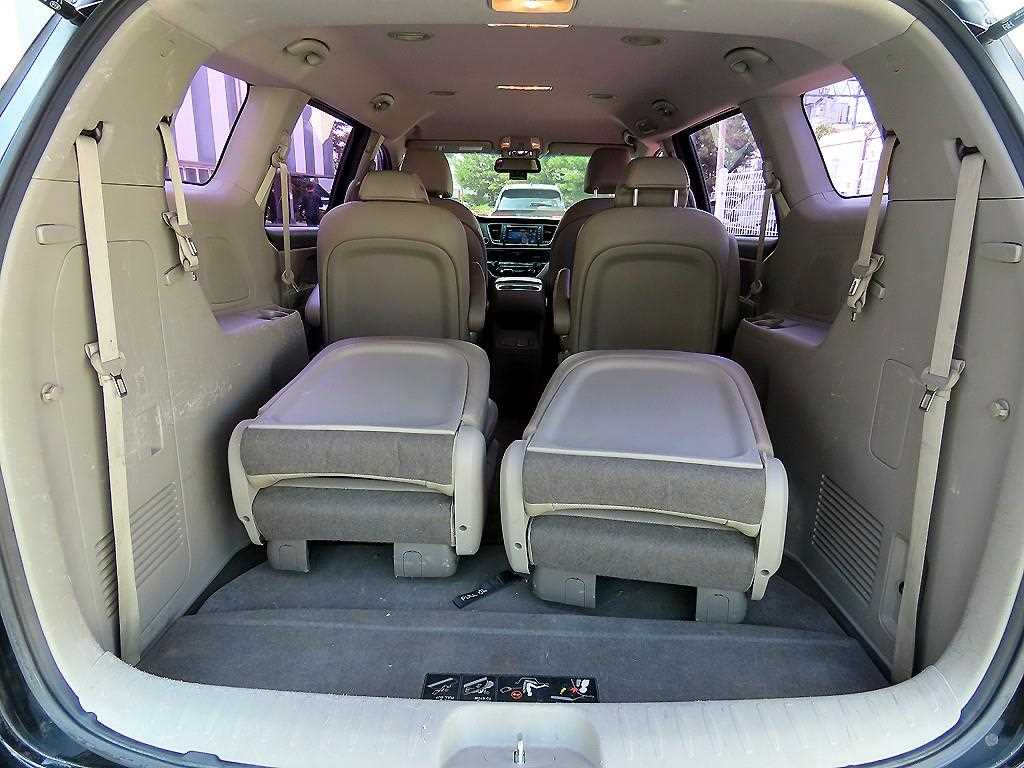 KIA Carnival 2015 - Importación desde Corea - HF Imports Iquique - Foto 20