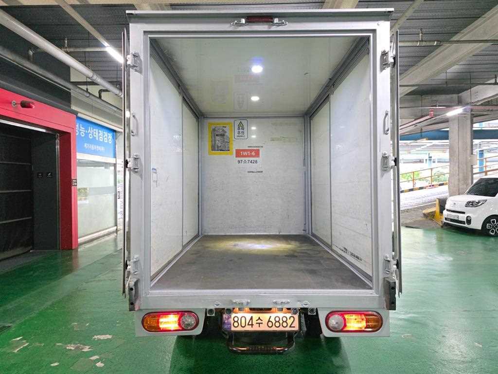 Small Truck Normal Box(High Deck) 2024 Café - Importación desde Corea - HF Imports Iquique - Foto 19